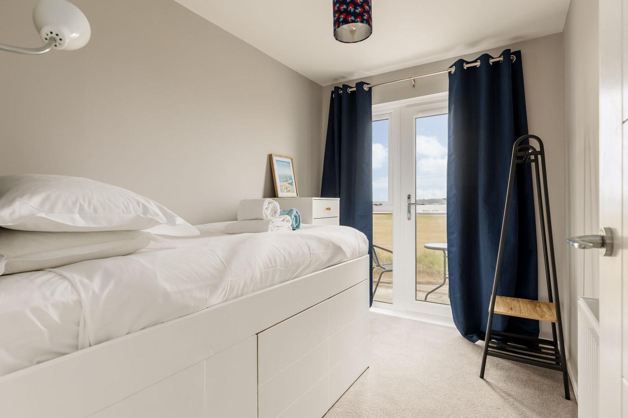Villa Trade Winds Poole Exterior foto